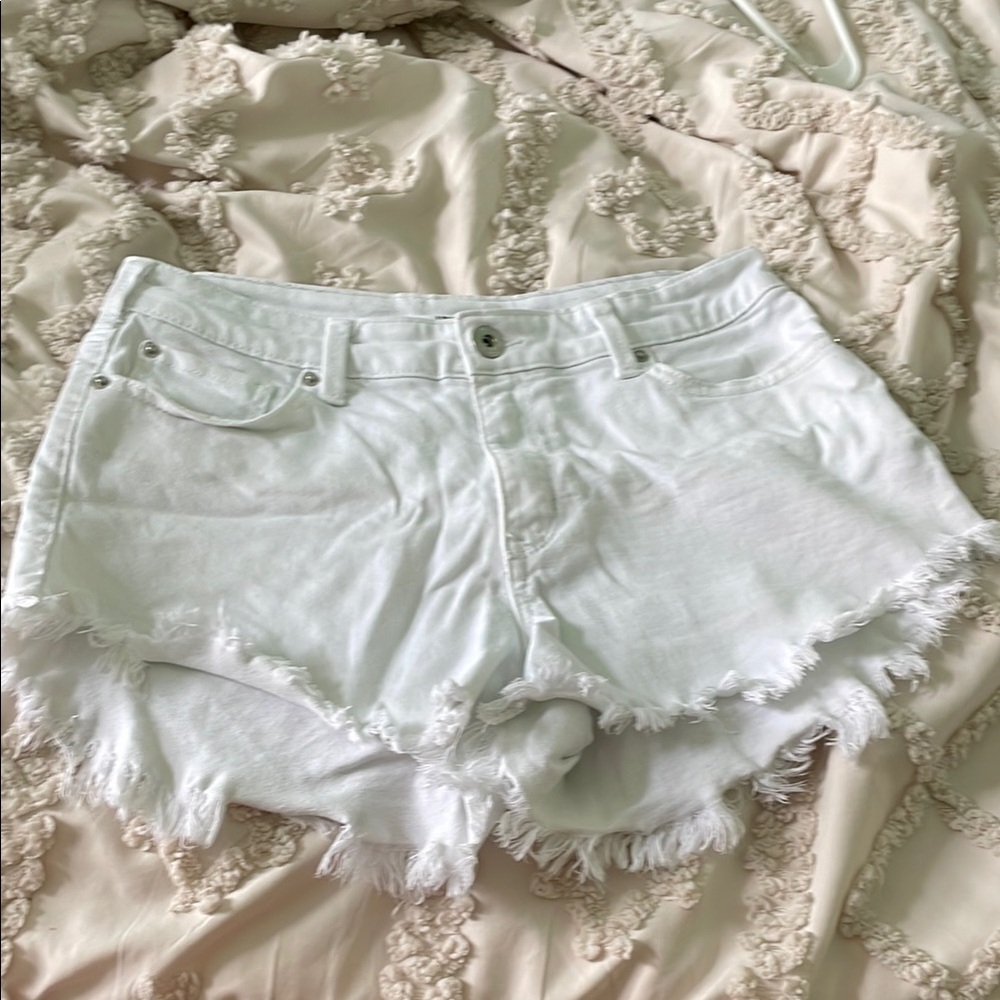 White Frayed Hem Women's Shorts